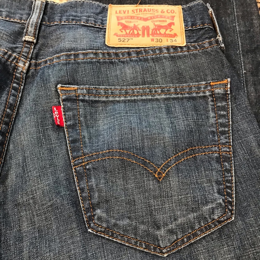 Mens Levi jeans 527 30-34